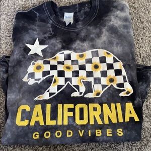 California good vibes tshirt
